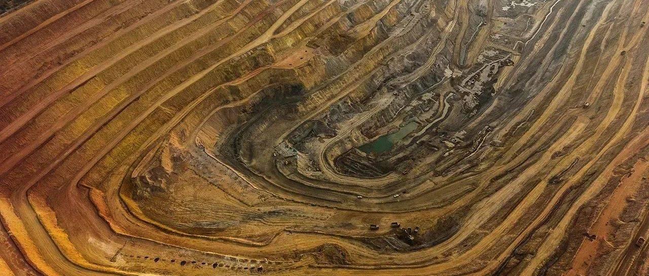 新浪财经2025年会暨第18届金麒麟论坛